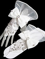 Magnifiques gants de mariée en tulle et cristaux