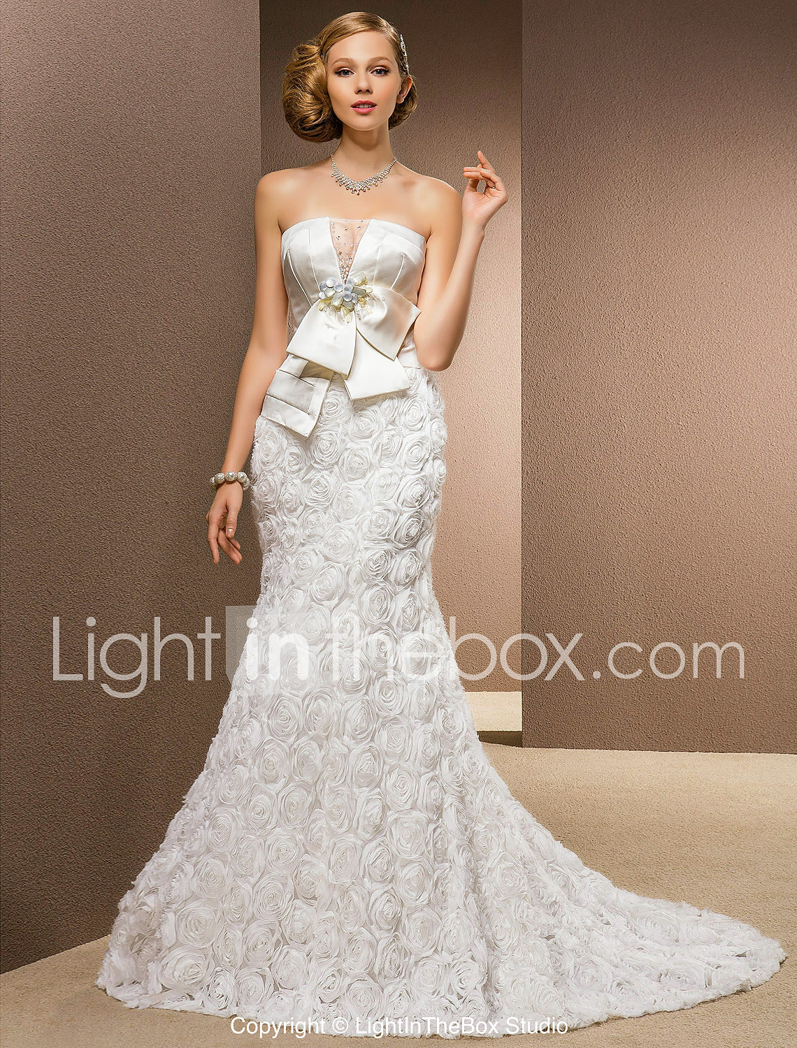 two hundred pounds wedding dress